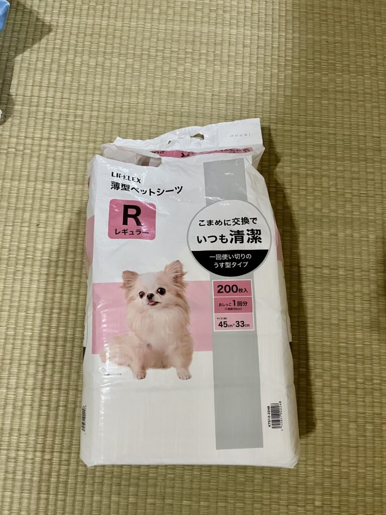 おむつ替えに使用しているペットシーツの写真。